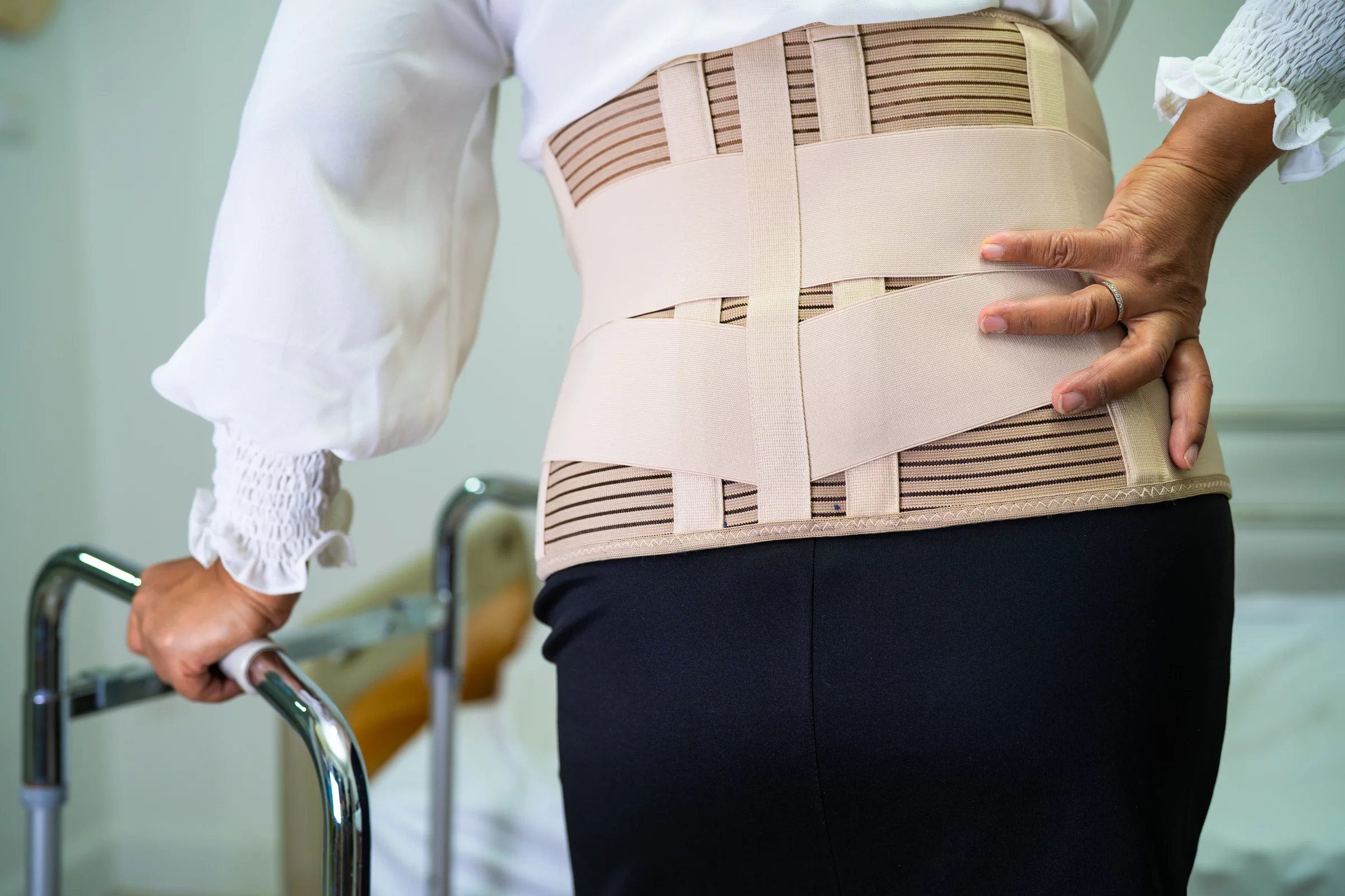 La ceinture lombaire pour sciatique : est-ce efficace ou non ?